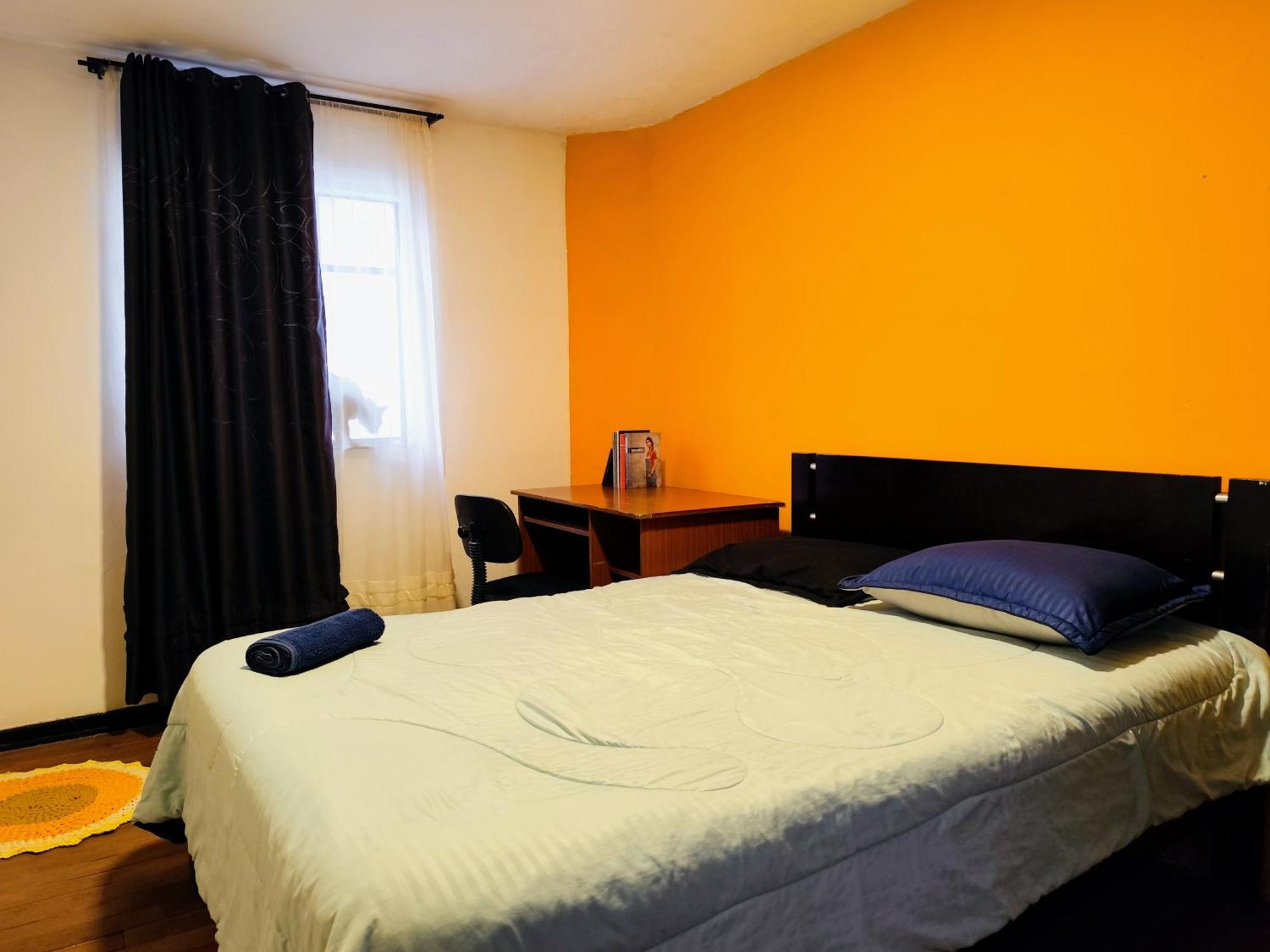 Mico Loco Casa Hostal Bogota Exterior photo